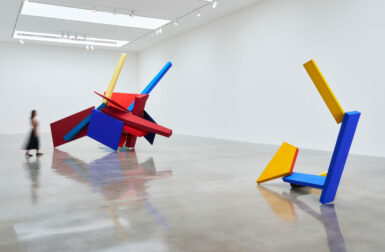 Joel Shapiro’s New Sculptures Radiate Joy and Defy Gravity