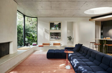 Palm House Reawakens a 1940s Suburban Home in Australia